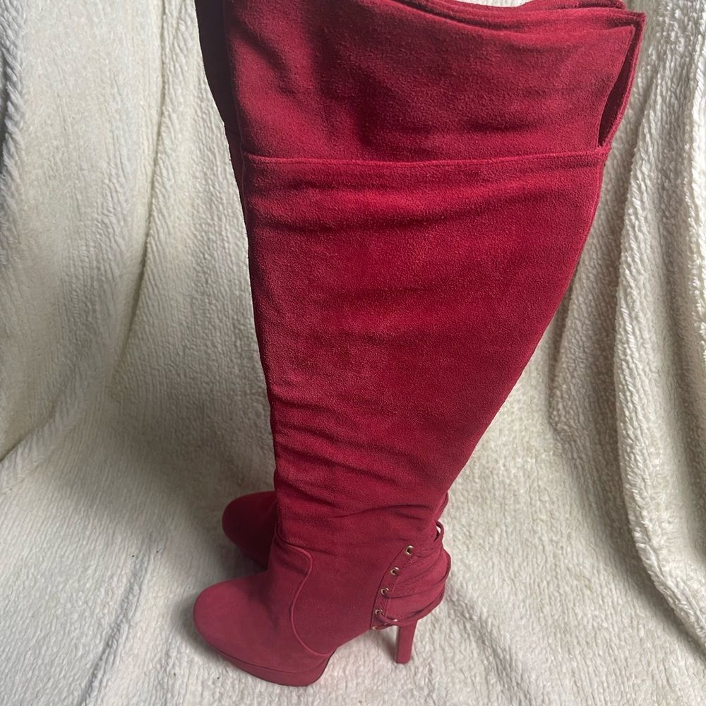 Betsey Johnson Vickki red over the knee platform high heel Boots SZ9.5M